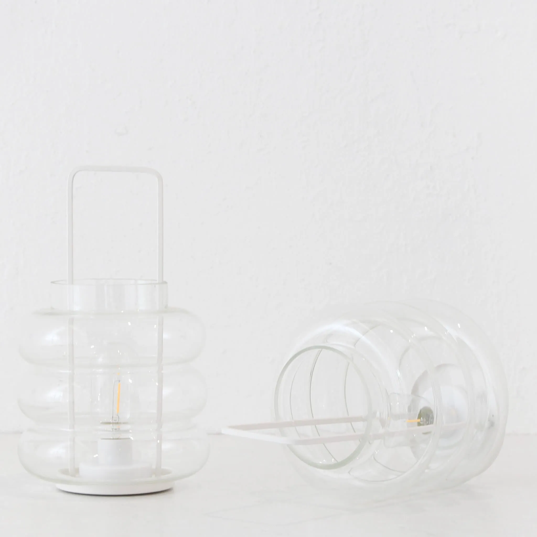 LAGUARDIA GLASS LED LANTERN  |  WHITE