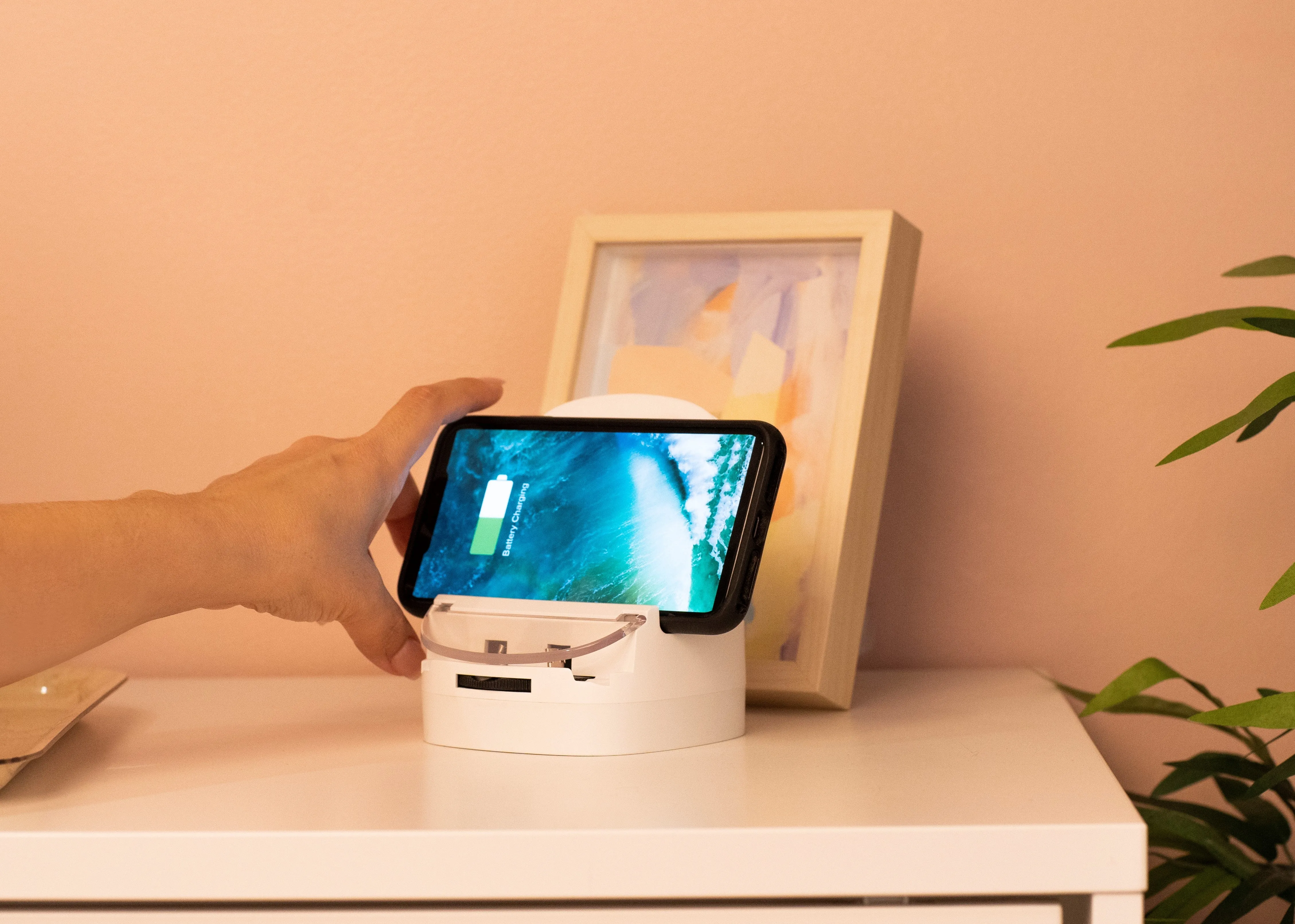 UD - iPhone 16,15 and more, Samsung, Google and Android Charger - Adjustable Fast Wireless Charger